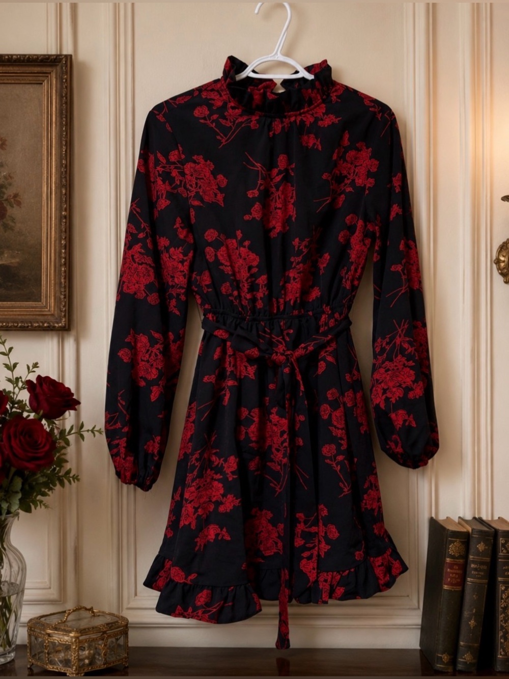 Women's Black & Red Floral Long-Sleeve Dress